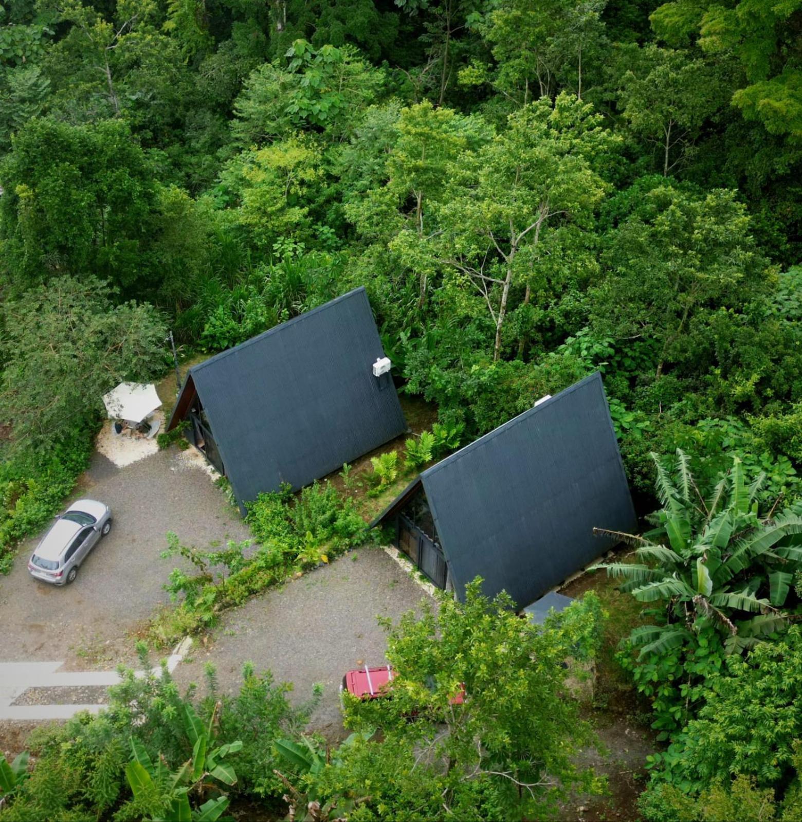 Yarumo Lodge, Rio Celeste Black Chalets Bijagua Ngoại thất bức ảnh
